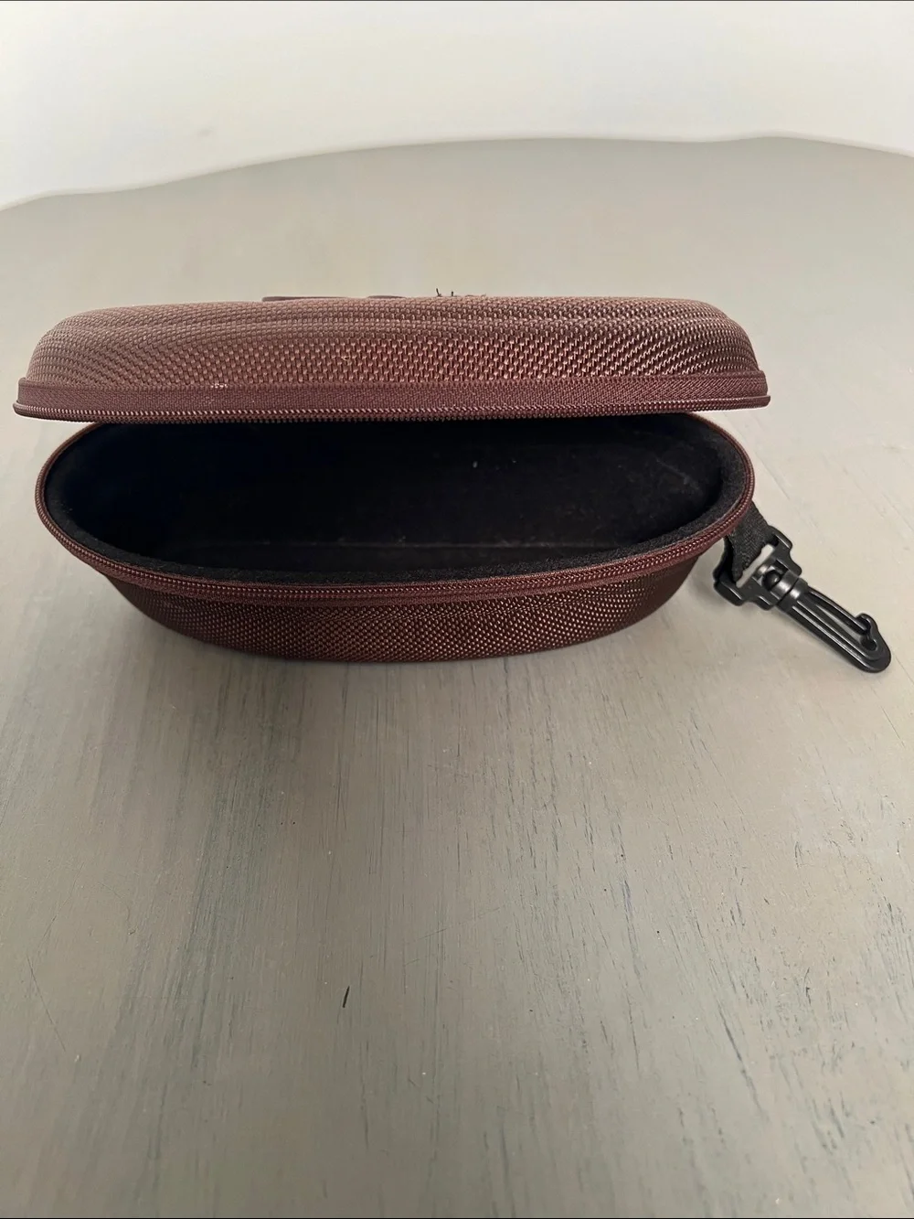 Maui Jim Brown Textured Hard Sunglasses Case